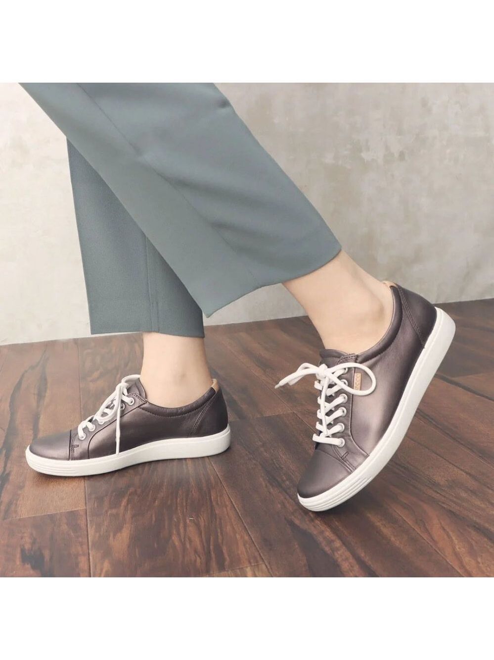 ECCO Women's Soft 7 Lace Fashion Sneakers